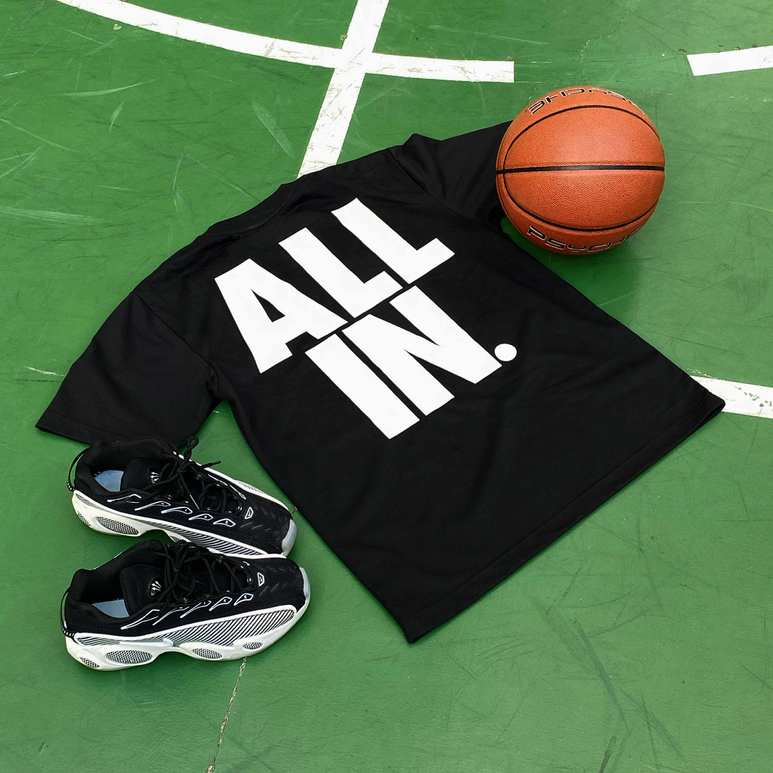 CLASSIC LOGO TEE ( BLACK ) ( NO PRICE )